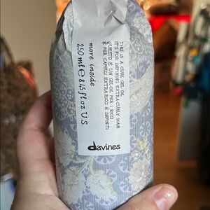 Davines Hair Styling Gel - Purple and White